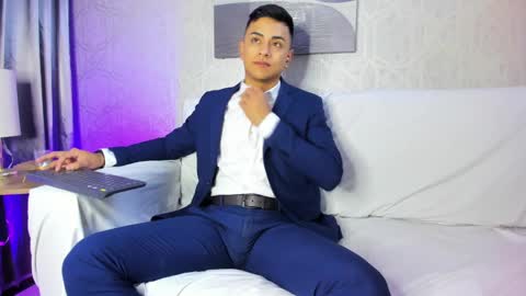 Leo online show from January 2025 12:01:02 PM