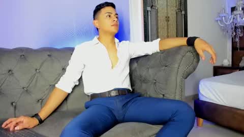 Leo online show from January 2025 11:00:01 AM