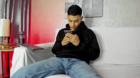 Leo online show from February 2025 11:47:02 AM