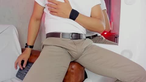 Leo online show from February 2025 02:24:02 PM