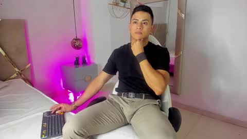 Leo online show from November 2025 11:43:02 AM