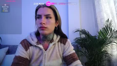 Snapshot of luciiana_lol chatting on October 2025 02:36:01 PM luciiana online show from October 2025 02:36:01 PM