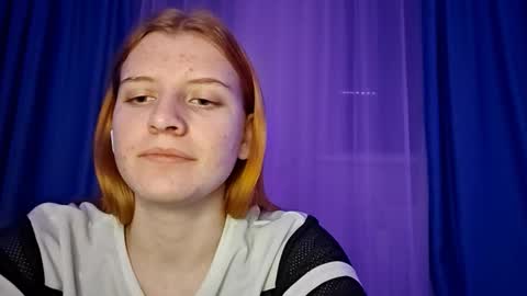 Monika online show from November 2025 07:12:01 PM