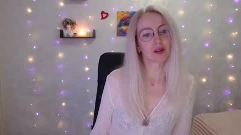 Arina online show from April 2026 04:35:01 PM