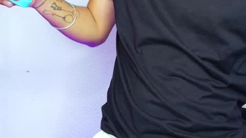 Snapshot of lucky_blessed chatting on January 2025 12:14:01 PM lucky_blessed online show from January 2025 12:14:01 PM