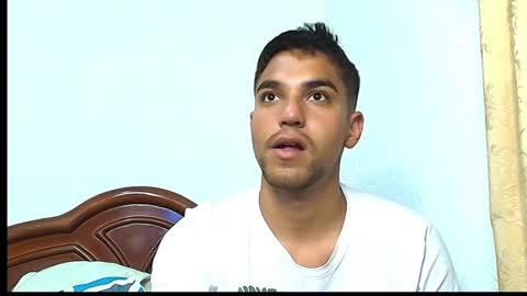 Snapshot of lucky_blessed chatting on February 2025 03:09:01 AM lucky_blessed online show from February 2025 03:09:01 AM