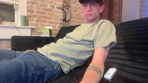 lucky_bme online show from February 2026 04:21:02 AM