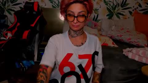 Snapshot of lucky_denizz chatting on December 2025 11:32:01 PM lucky_denizz online show from December 2025 11:32:01 PM