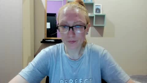 Snapshot of lucky_licky20 chatting on March 2025 03:21:02 AM lucky_licky20 online show from March 2025 03:21:02 AM