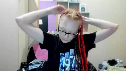 Snapshot of lucky_licky20 chatting on March 2025 03:35:02 AM lucky_licky20 online show from March 2025 03:35:02 AM