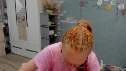 Snapshot of lucky_licky20 chatting on December 2025 01:55:02 AM lucky_licky20 online show from December 2025 01:55:02 AM