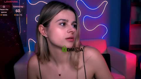 Mila Sweetheart online show from April 2026 08:18:01 PM