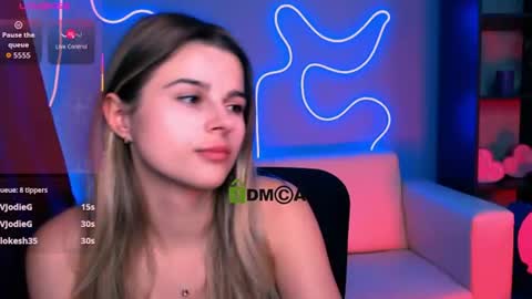 Mila Sweetheart online show from June 2026 03:25:01 AM