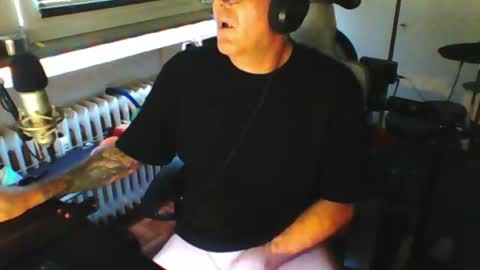        call me  Stefan online show from July 2026 05:22:01 AM