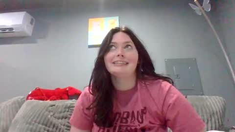 luckygirl96 online show from October 2025 01:50:02 AM