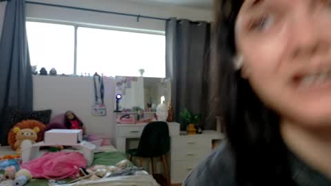 Jade online show from May 2026 12:05:01 AM