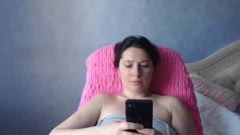 luckylinda23 online show from May 2026 10:12:01 AM