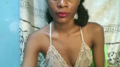 Gloria online show from May 2026 01:11:02 AM