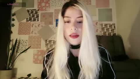 luckysapphire777 online show from June 2026 01:41:02 PM