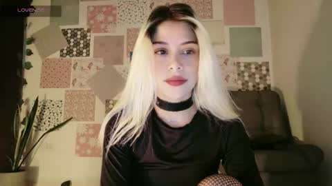 luckysapphire777 online show from July 2026 12:22:02 PM