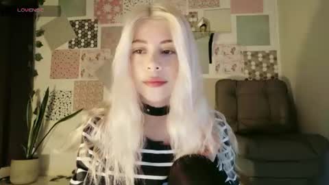 luckysapphire777 online show from July 2026 12:52:01 PM