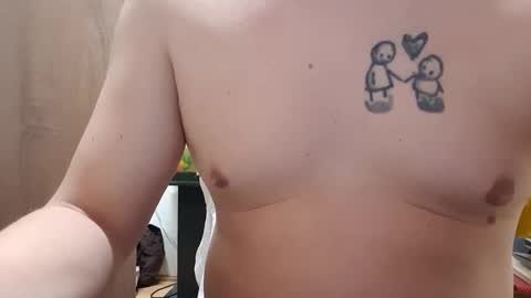 Snapshot of luckyshot91 chatting on February 2025 10:54:01 PM luckyshot91 online show from February 2025 10:54:01 PM