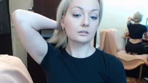 LuckyShot online show from May 2026 06:04:01 PM
