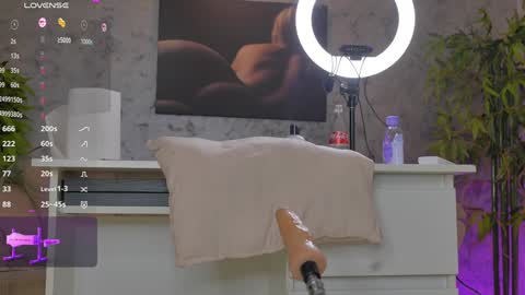 Alice online show from January 2025 02:24:02 AM