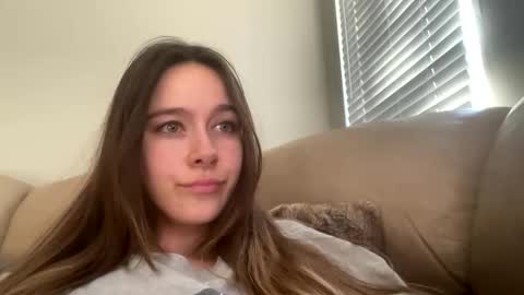 Lucy online show from December 2025 03:18:02 PM