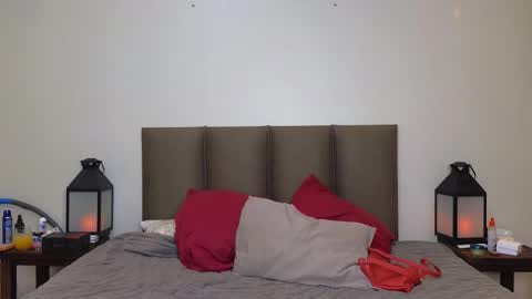 Lucy online show from October 2025 09:12:02 PM