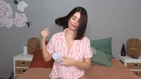 Lucy online show from June 2026 10:10:01 PM