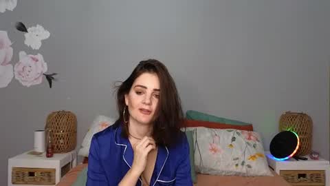 Lucy online show from June 2026 09:03:02 PM