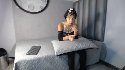   online show from September 2025 10:54:01 PM