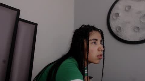   online show from December 2025 05:27:02 AM