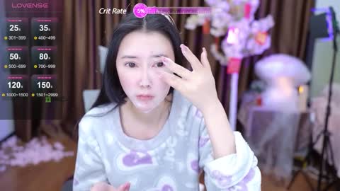 Lucy online show from February 2025 01:15:01 AM