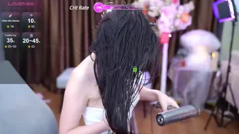 Lucy online show from February 2025 12:17:02 PM