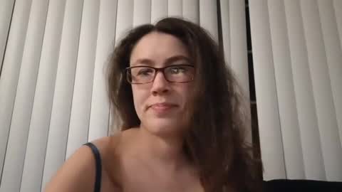 Lucy online show from February 2025 05:10:01 AM