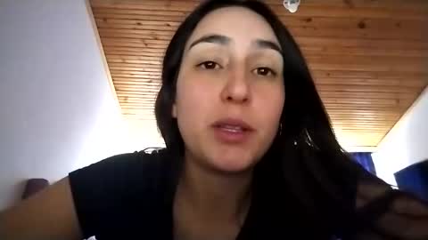 Lucia online show from March 2025 06:08:02 PM