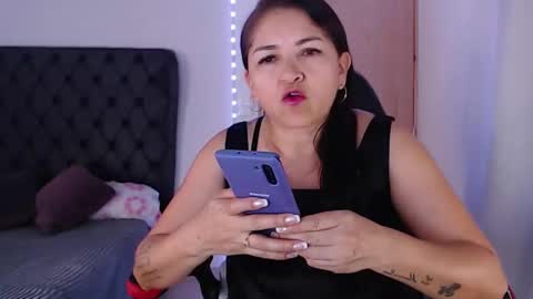 lucy online show from December 2024 09:37:02 PM