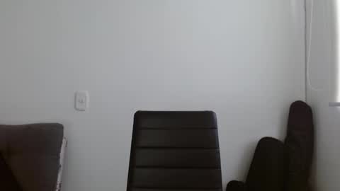 Lucy online show from March 2025 09:45:02 PM