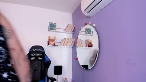 Your Lucy online show from February 2025 09:54:01 AM