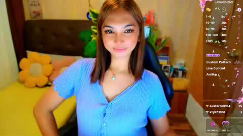 Snapshot of lucy_gray29 chatting on October 2025 09:15:01 AM Lucy online show from October 2025 09:15:01 AM