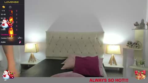 Lucia online show from January 2025 09:15:02 PM