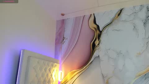 Lucy online show from November 2025 11:54:02 AM