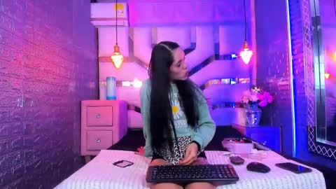 Lucy unlimit come back here  online show from April 2026 01:41:01 AM