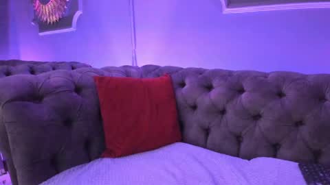 Snapshot of lucy_williiams chatting on December 2024 06:25:01 PM Lucy online show from December 2024 06:25:01 PM