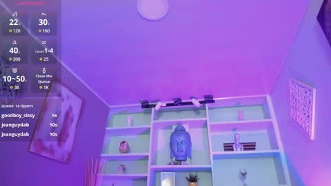 Snapshot of lucy_williiams chatting on March 2025 01:47:01 AM Lucy online show from March 2025 01:47:01 AM