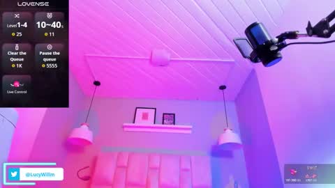 Snapshot of lucy_williiams chatting on January 2026 08:03:02 PM Lucy online show from January 2026 08:03:02 PM