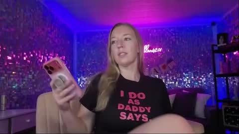 lucyallen4201 online show from July 2026 10:43:01 AM