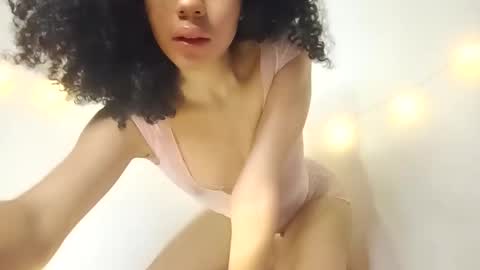 Snapshot of lucybellea chatting on February 2026 10:21:02 AM Lucia online show from February 2026 10:21:02 AM